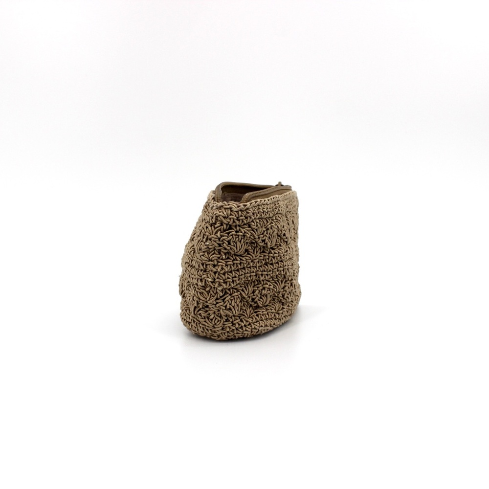 Beige Small Crochet Zipper Pouch - Picture 2 of 3